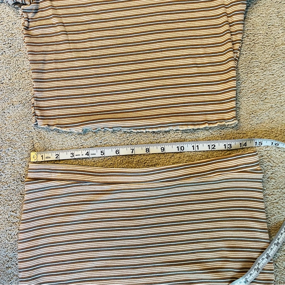 Endless Blu. Skirt and Cropped Top Set, Size L - Picture 7 of 9